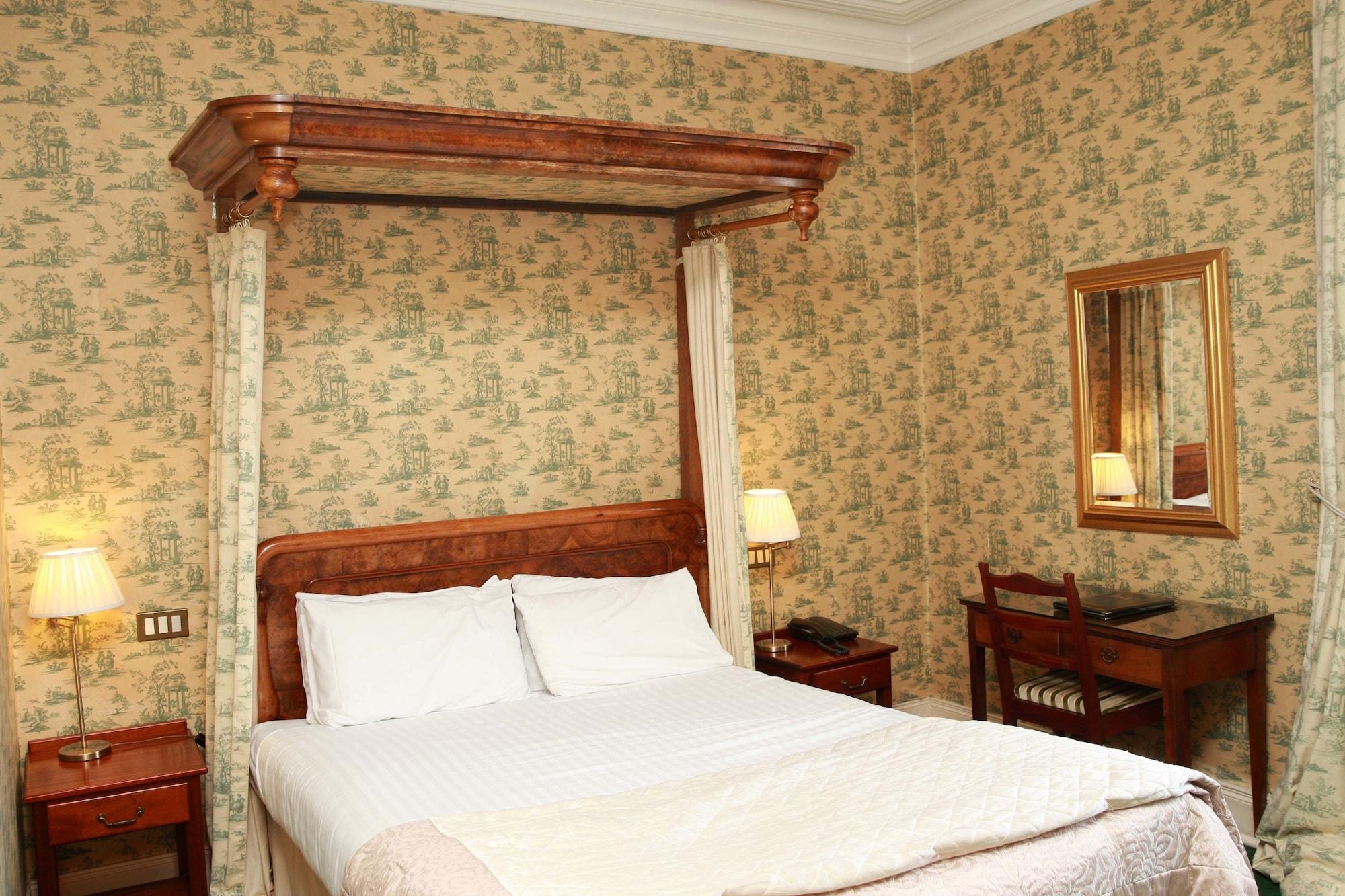 Londonderry Arms Hotel คาร์นโลห์ ภายนอก รูปภาพ