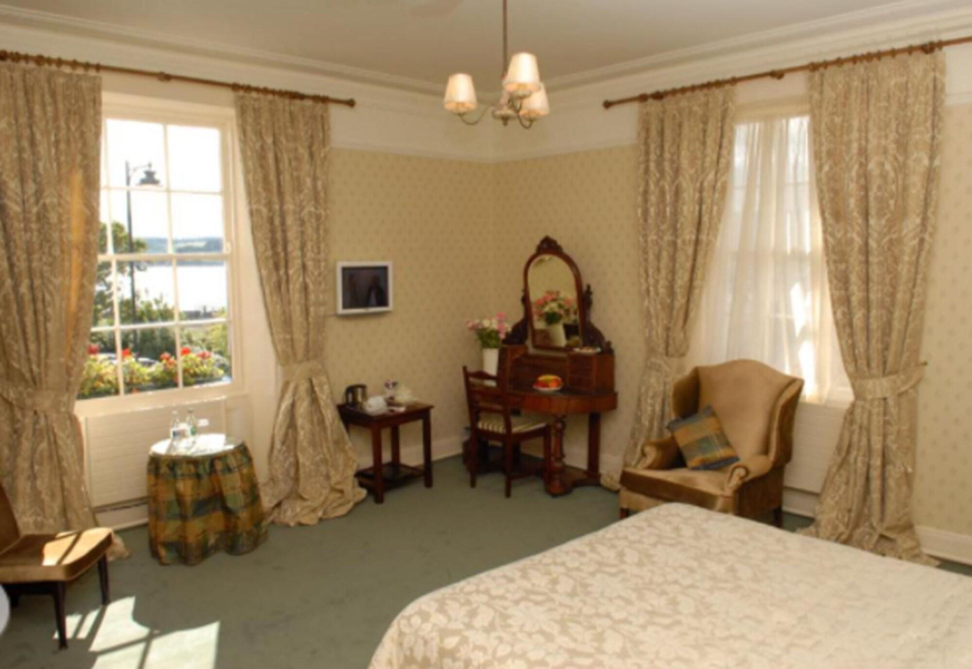 Londonderry Arms Hotel คาร์นโลห์ ภายนอก รูปภาพ