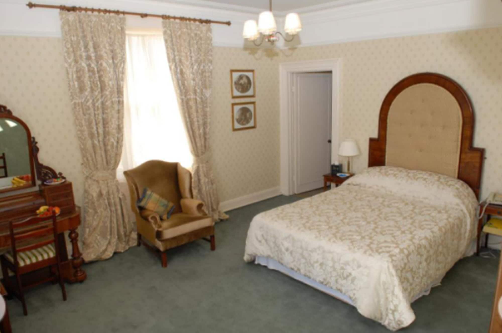 Londonderry Arms Hotel คาร์นโลห์ ภายนอก รูปภาพ