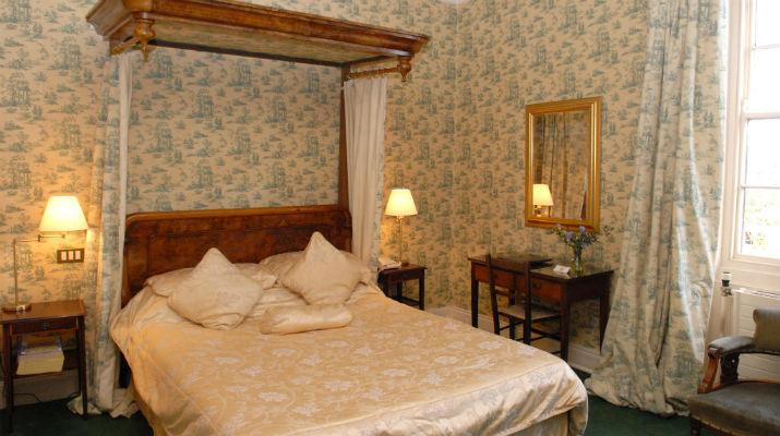 Londonderry Arms Hotel คาร์นโลห์ ภายนอก รูปภาพ