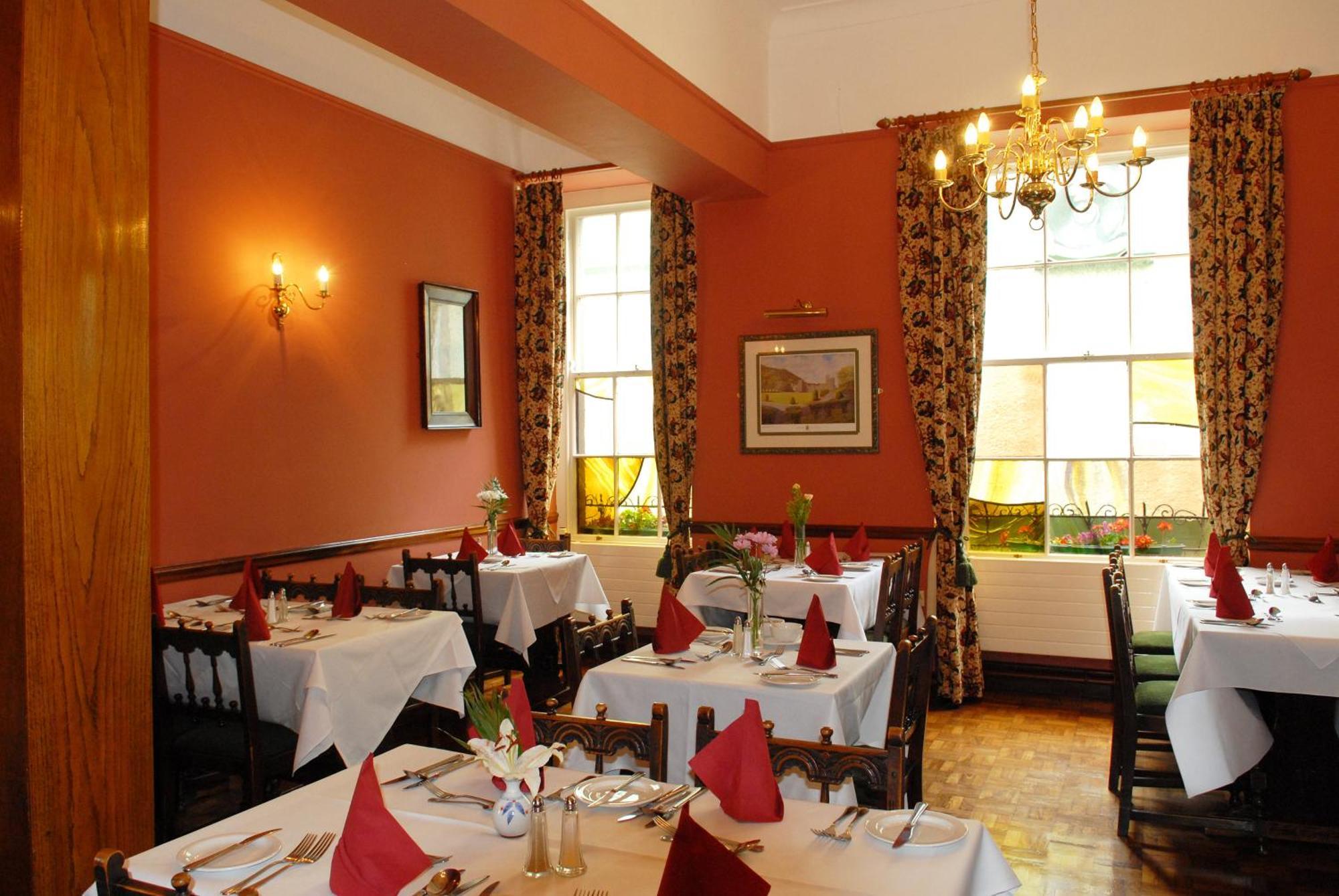 Londonderry Arms Hotel คาร์นโลห์ ภายนอก รูปภาพ