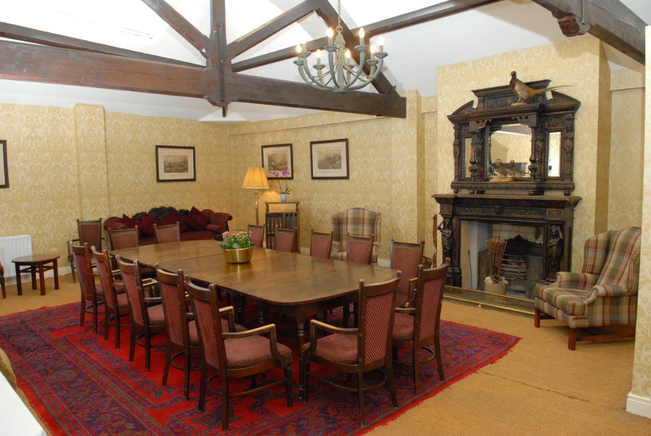 Londonderry Arms Hotel คาร์นโลห์ ภายนอก รูปภาพ