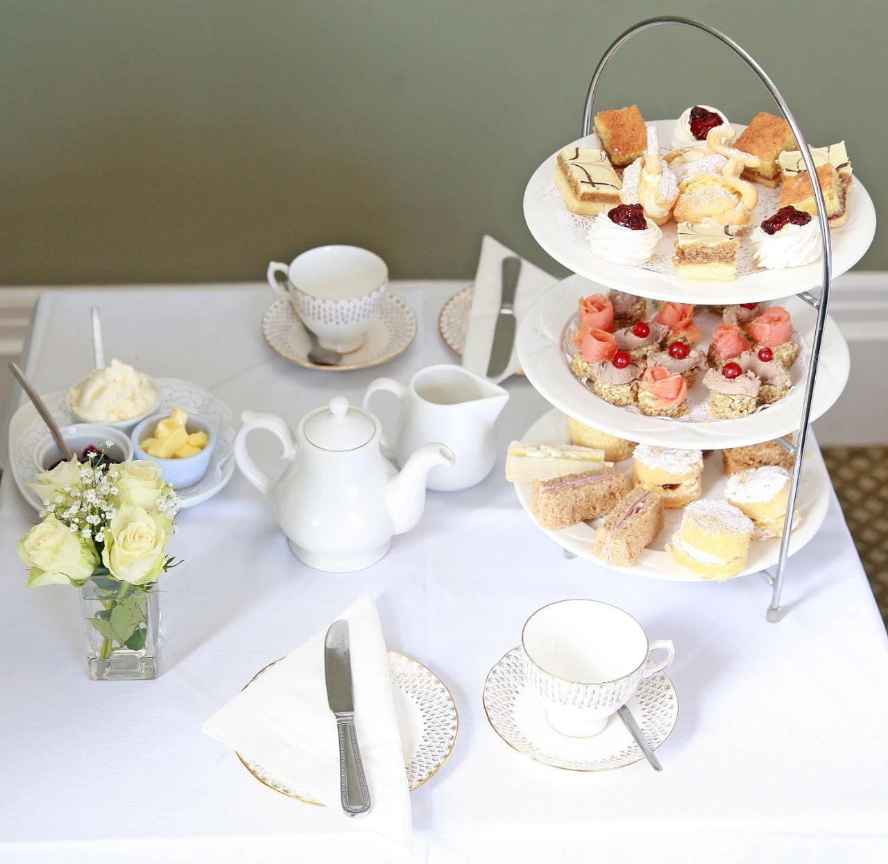 Londonderry Arms Hotel คาร์นโลห์ ภายนอก รูปภาพ
